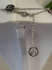 Beautiful Trifari Silver Tone Necklace (34″) for any occasion
