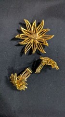 Vintage Gold-Tone Starburst Brooch & Clip-On Earrings Set Costume Jewelry