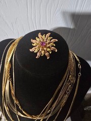 Special, Wow Gold Tone Jewelry lot Some signed
