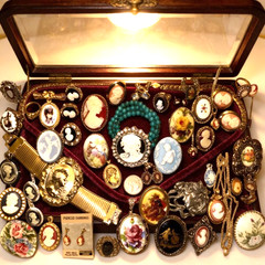 Huge Estate Heirloom Cameo Vtg Mod Romantic Jewelry Lot Brooch Locket Flowers