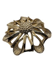 Vtg 1960s Gerrys Flower Brooch Pin Textured Gold Tone Metal Any Occasion