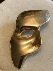 VTG 1980s Signed 1989 PHANTOM PIN/BROOCH – COSTUME JEWELRY