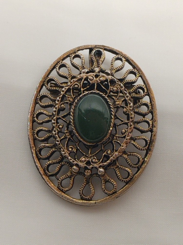 Vintage Green Cabochon Cab 1.75″ Two Toned Necklace Pendant Brooch