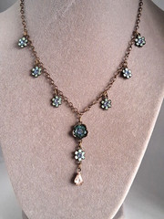 Avon Vintage Forget Me Not Necklace Blue Floral Rhinestone 16” Bronze “Summer”