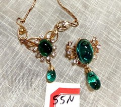 VTG.Van Dell 12K GF Emerald Green Glass Rhinestone Necklace Fur Clip Brooch Set