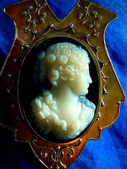 Victorian Memory Locket Brooch Antique 14K GOLD Deco HardStone Onyx Cameo Broach