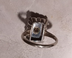 Vintage ESTATE 10k White Gold Onyx & DIAMOND Ring–Size 5