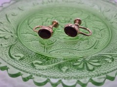 Vintage 1/20th 12K Gold Filled Earrings Screw Clasp Bezel Set Garnets Elegant!