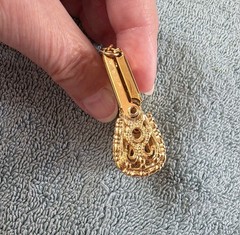 Vintage Gold Tone Necklace Oval Link Mesh Mini Purse Coin Pouch 28″