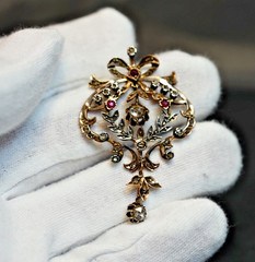 19c. Victorian Art Nouveau Rose 8К Gold Rose-Cut Diamond Ruby Necklace Pendant
