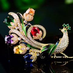 Vintage Colorful Peacock Brooch Rhinestone Crystal Luxurious Pins for Women