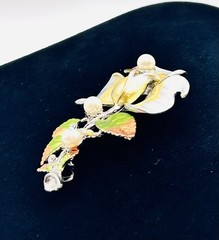 Vtg-Heavy-SILVER Tone-White Yellow Flower-POST EARRINGS & BROOCH/Pendant SET