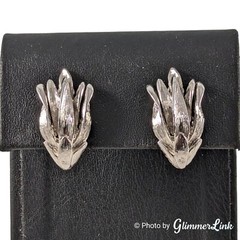 Vintage Floral Silver Tone Textured Mid-Century Clip On Earrings, Gift for Her