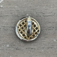 Vintage Unbranded Gold Clip On Earrings With Raised Striped Horizontal Pattern