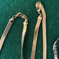 4 Classic Thin Gold tone Flat Chain Shiny Necklace (3) & Bracelet NAPIER & Other