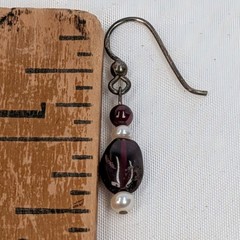 Women’s Vintage Sterling Silver Dark Red Garnet & Pearl Beaded Dangle Earrings