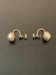 Vintage BDA 10K Yellow Gold and Faux Pearl Stud Earrings Screw Back
