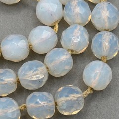 Vintage Opaline Opalite Beaded Necklace Faceted Art Glass Hand Knotted 18″