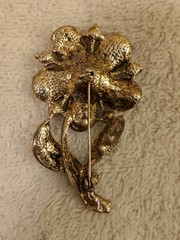 Vtg English Rose Rhinestone Brooch/Pin Pink/ Faux Pink Corral Gold Tone Beautifu