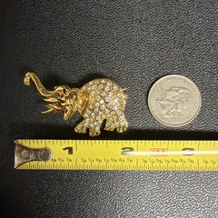 Vintage Y2K Gold Tone Rhinestone Green Eye Elephant Brooch Pin Women’s Jewelry