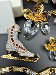 7 Piece Vtg SWAROVSKI Crystal Jewelry Lot Brooches Bracelet Stick Pin & Ring