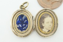 ANTIQUE ENGLISH 9K GOLD BACK & FRONT ENAMEL LOCKET PENDANT c1880