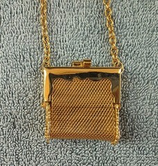 Vintage Gold Tone Necklace Oval Link Mesh Mini Purse Coin Pouch 28″