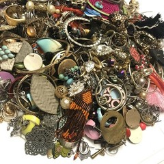 1 Lb Single Earrings Lot Craft Junk Broken Jewelry Lot Vintage Modern ..