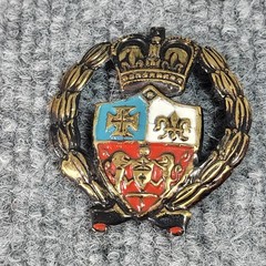 WWII British/English Royal Heraldic Crest Regiment Cap Badge Insignia Pin