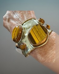 Vtg Wide Hammered Silver Copper Bronze Cuff Bracelet Tiger’s Eye & Gems 64gr