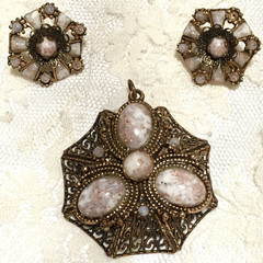 Vintage Clip On Earrings and Pendant Copper Tone Glitter Resin Stones *Missing 1