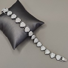 Vintage Heart Bracelet Pave Clear Rhinestones Silver Tone Linked 7.25″