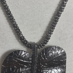 Gunmetal Gray Hammered Metal Heart-Shaped Leaf Pendant Necklace
