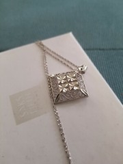 Vintage ZRW jewelers design Filigree 10k/ 3.03 grams ..