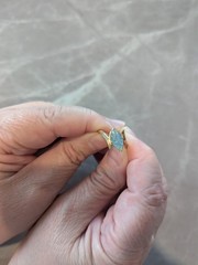 gold opal ring vintage size 8