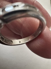 Vtg Sterling Silver 6.4mm Cubic Zirconia w/ CZ Accents Ring Size 6 R39