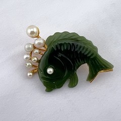 Vintage Swoboda Brooch Pin Jade Carved Fish Faux Pearl Bubble Gold Tone Estate