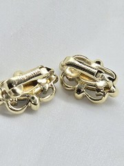 Vintage 1959 Sarah Coventry Sabrina Fair Opalescent Clip On Earrings Goldtone