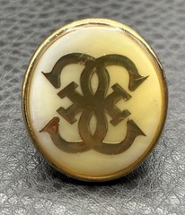 Vintage HUGE Gold Tone Monogram Statement Ring Cream Enamel Oval Signet Sz 7
