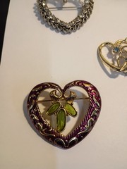Women’s Heart Brooches ! Mixed Lot (13pc) Enamel Rhinestone Gold/Silver