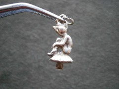 Cornish Piskie Pixie on Toadstool Vintage Sterling Silver Bracelet Charm 2.0g