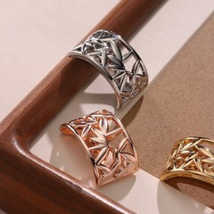 Arc Shape Hollow Design Scarf Clips Zinc Alloy Scarves Brooches Handkerchiefs