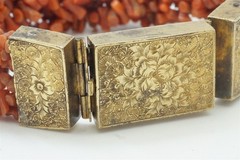 ANTIQUE ENGLISH EARLY VICTORIAN 18K GOLD CORAL BANGLE / BRACELET c1840