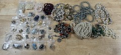 Vintage Estate Fresh Costume Jewelry Lot Of Necklaces And Earrings