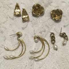 Vintage Earrings Lot Gold Tone Pierced 8s0 90s other Mix Enamel Blue Faux Pearls
