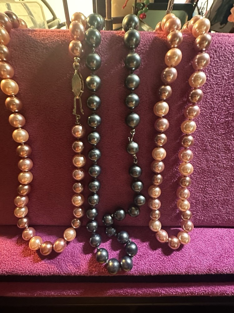 Women’s Mixed Lot 3pc Necklace Set Pink & Gray Simulated Imitation Pearl