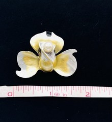Vtg-Heavy-SILVER Tone-White Yellow Flower-POST EARRINGS & BROOCH/Pendant SET