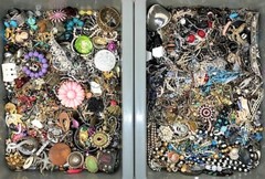 10 Pounds Unsorted Jewelry Making Lot Some Wearable Resell Mixed In Junk Tangled