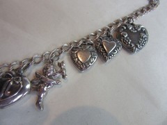 Vintage double link chain necklace with 22 heart, love themed charms 61.8 grams