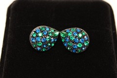 Vintage Blue Green Rhinestone Brooch & Clip Earrings Set Black Japanned Metal